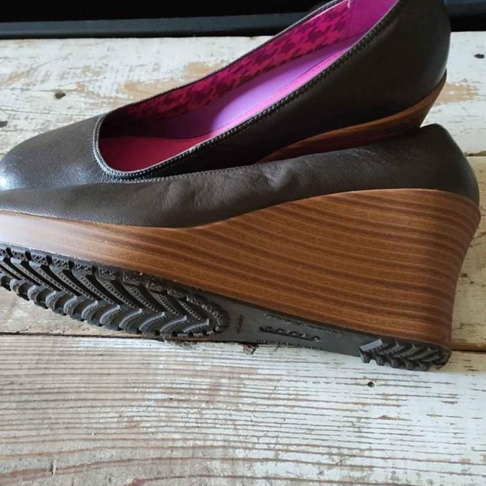 Crocs Raleigh Wedge - Picture 2 of 4